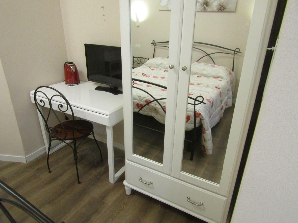 Tourist Point La Spezia Hotel Екстериор снимка