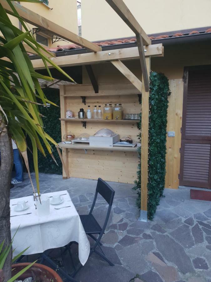 Tourist Point La Spezia Hotel Екстериор снимка
